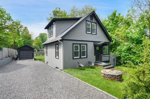 9 Milan Ave, Bedford Hills, NY, 10507-2316 | Card Image