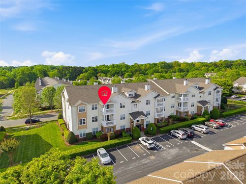 19777 Deer Valley Dr, Cornelius, NC, 28031-5671 | Card Image