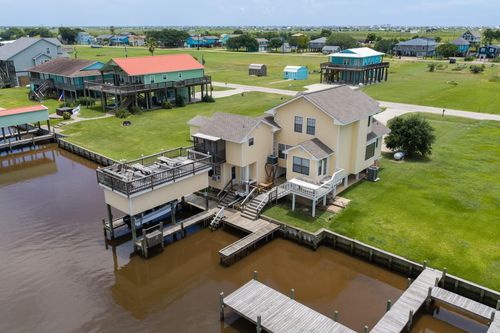 1657 County Road 291, Sargent, TX, 77414-2317 | Card Image
