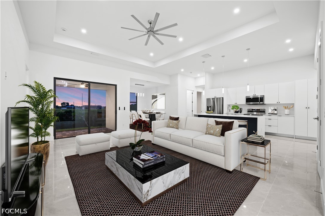 Residential Lease in Cape Coral 3