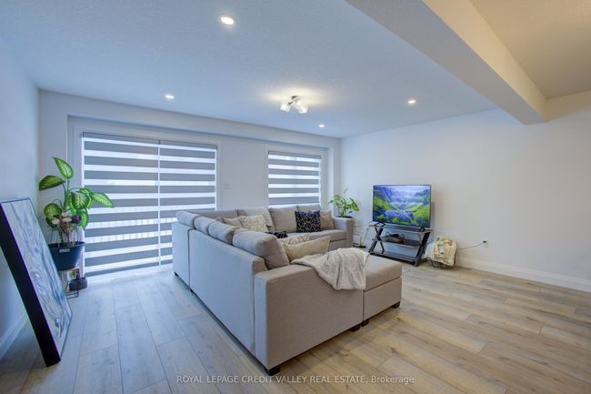 111 Stephenson Way, House attached with 3 bedrooms, 3 bathrooms and 2 parking in Palmerston ON | Image 13