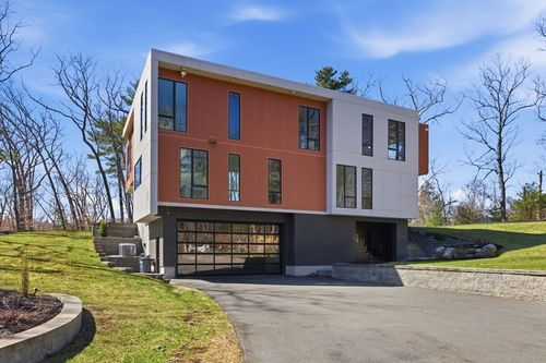20 Dogwood Ln, North Reading, MA, 01864-1925 | Card Image