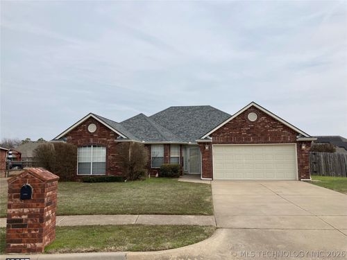 10807 E 121st Ct N, Collinsville, OK, 74021-5574 | Card Image