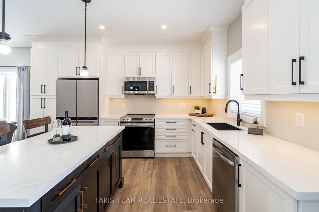 24 Av Harold, House other with 3 bedrooms, 3 bathrooms and 4 parking in Coldwater ON | Image 5