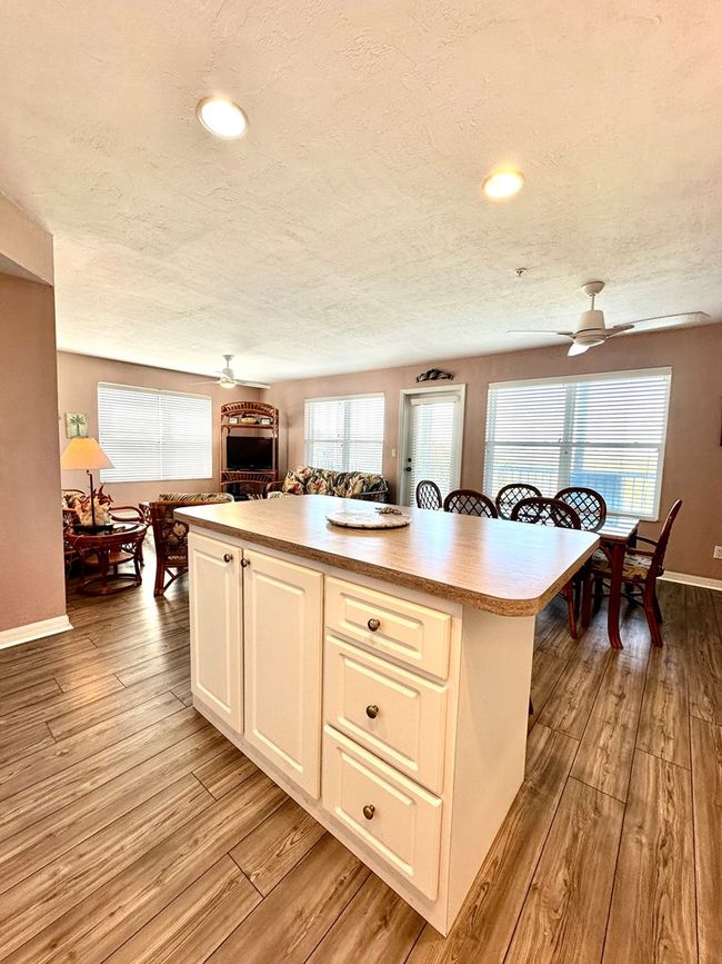 201 - 7041 Depot St, Condo with 2 bedrooms, 2 bathrooms and null parking in Cedar Key FL | Image 11