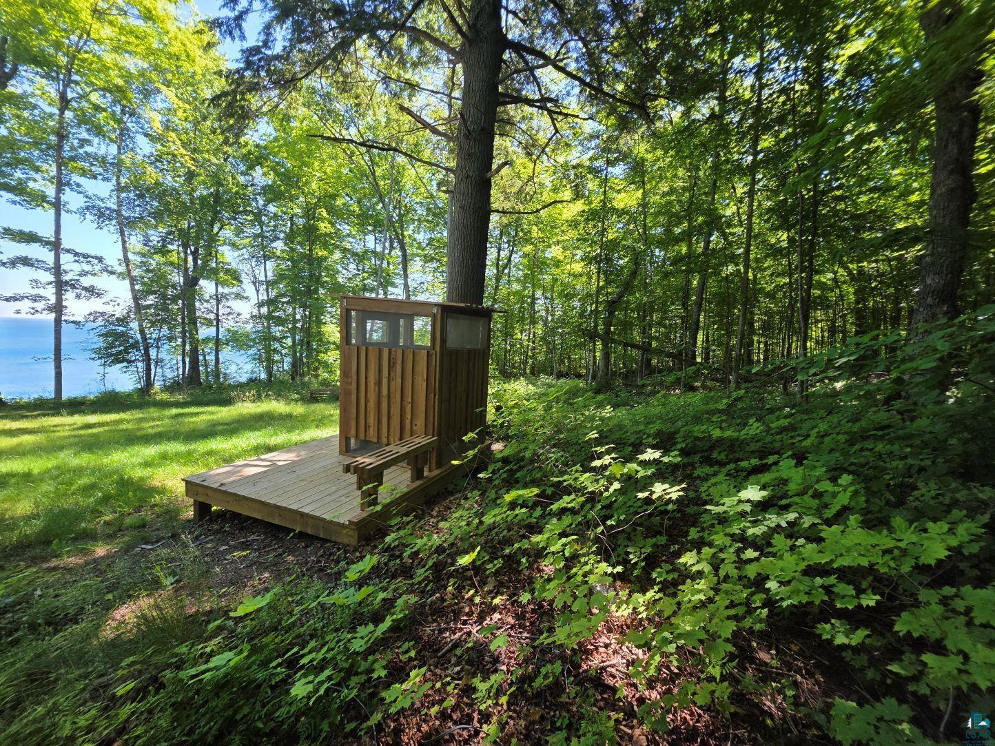Land in La Pointe 5