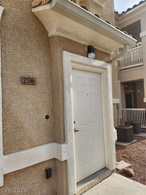 2136-5855 Valley Dr, North Las Vegas, NV, 89031-3635 | Card Image