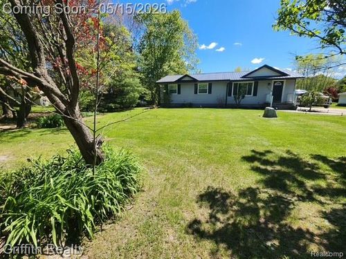 3148 Hogback Rd, Fowlerville, MI, 48836-8542 | Card Image