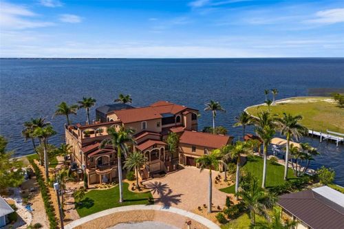 266 Bangsberg Rd Se, PORT CHARLOTTE, FL, 33952-9707 | Card Image