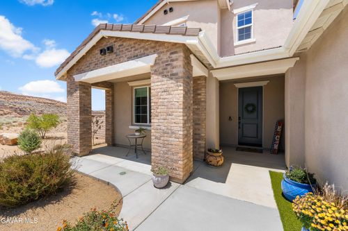 39625 Yianni Ct, Palmdale, CA, 93551-5691 | Card Image
