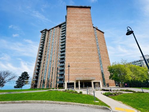 602-5250 Lakeshore Rd, Burlington, ON, L7L5L2 | Card Image