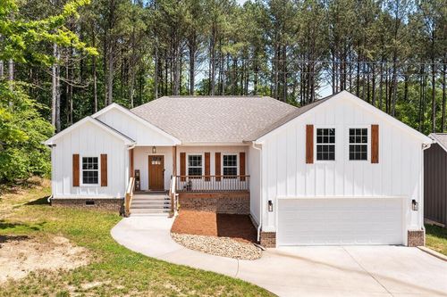 3182 Crow Rd Ne, DALTON, GA, 30721-7402 | Card Image