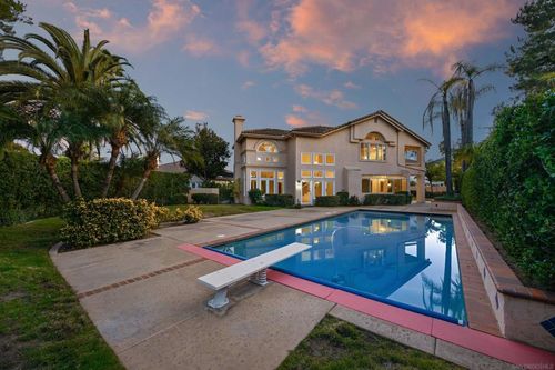 516 Camino Bailen, Escondido, CA, 92029-7410 | Card Image