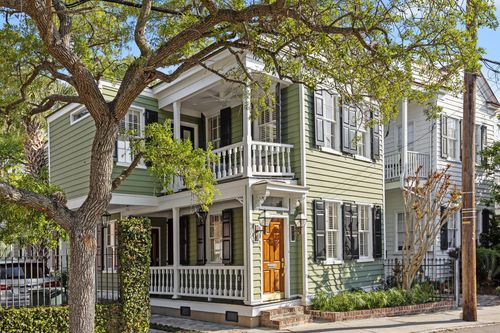 34 Pinckney St, Charleston, SC, 29401-3115 | Card Image