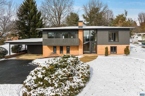 475 Myers Ave, Harrisonburg, VA, 22801-4211 | Card Image