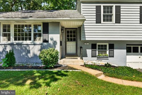 543 Midland Ave, BERWYN, PA, 19312-1645 | Card Image