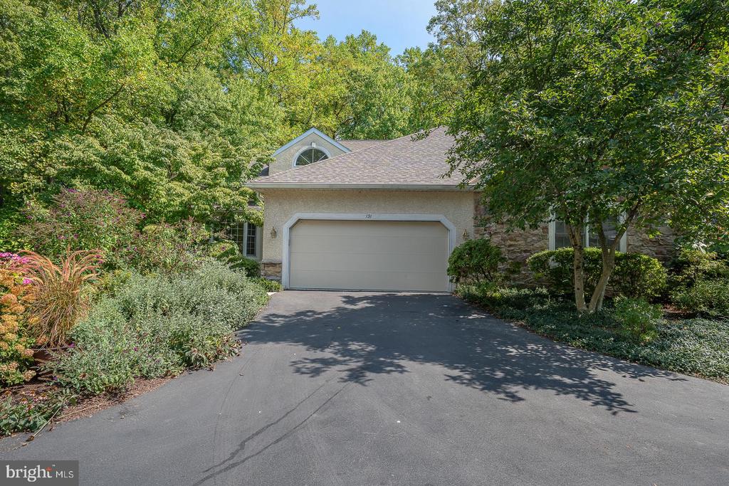 Piqua Cir, Berwyn, PA 19312