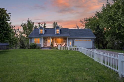 4359 Springbrook Ln, Jackson, MI, 49201-9745 | Card Image
