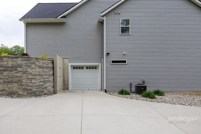 6853 Loggers Ridge Run, House other with 3 bedrooms, 3 bathrooms and null parking in Caledonia MI | Image 27