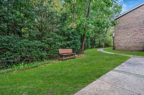 apt-g2-21 Glen Hollow Dr, Holtsville, NY, 11742-2411 | Card Image