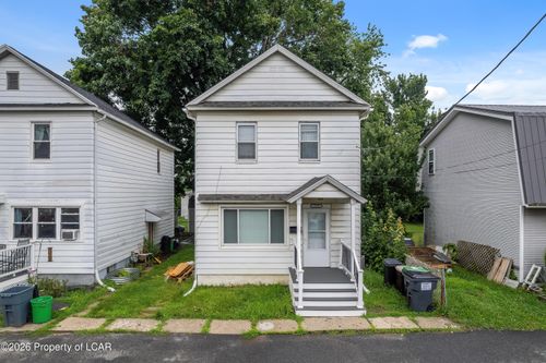 318 Chase St, West Pittston, PA, 18643-2012 | Card Image