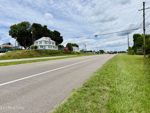 6989 W Andrew Johnson Hwy, Talbott, TN, 37877 | Card Image