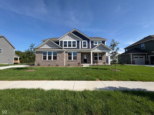 19749 Hazelnut Blvd, Noblesville, IN, 46062-7470 | Card Image