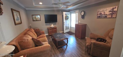 7314-7314 Fox Hollow Way, Louisville, KY, 40228 | Card Image