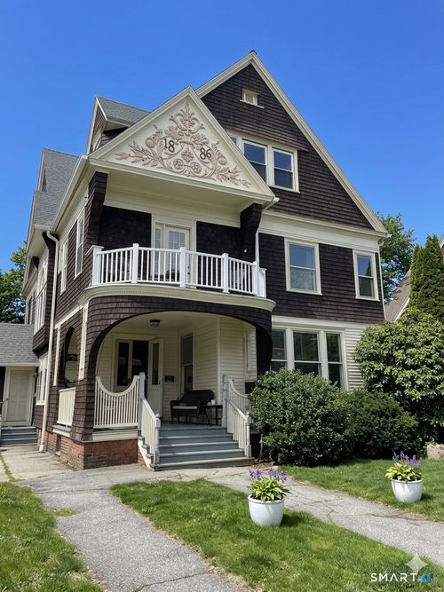 2a-51 Broad St, Norwich, CT, 06360-3653 | Card Image
