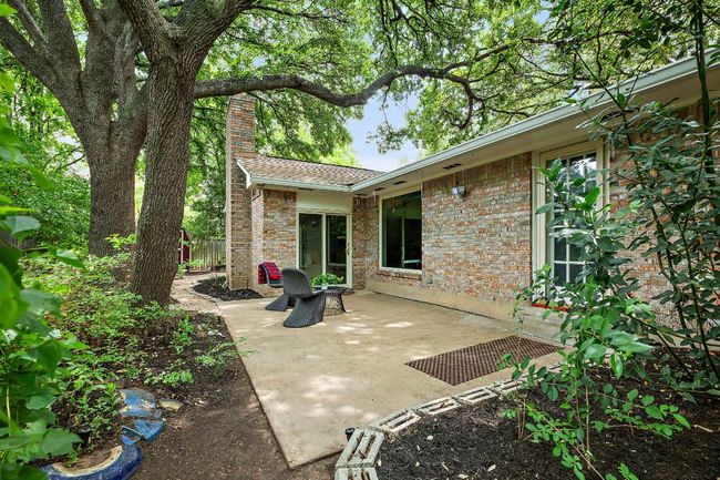 No shortage of zen in this oasis | Image 31