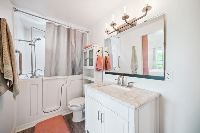 Lower level full bathroom | Image 36