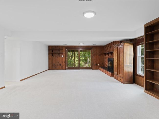 5281 Navaho Dr, House other with 4 bedrooms, 3 bathrooms and null parking in Alexandria VA | Image 37