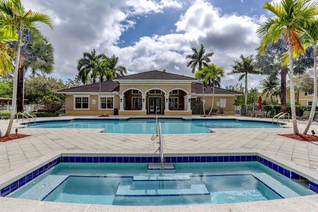 APT-304 - 6511 Emerald Dunes Dr, Condo with 2 bedrooms, 2 bathrooms and null parking in West Palm Beach FL | Image 41