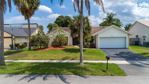 7374 Nw 48th St, Lauderhill, FL, 33319-3401 | Card Image