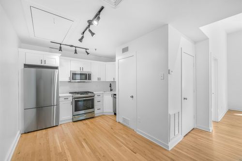 204-716 Madison St, Hoboken, NJ, 07030 | Card Image