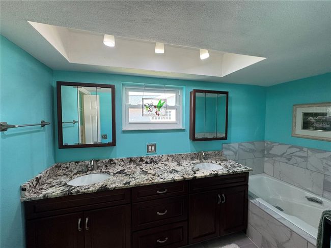 Primary Bath | Image 14