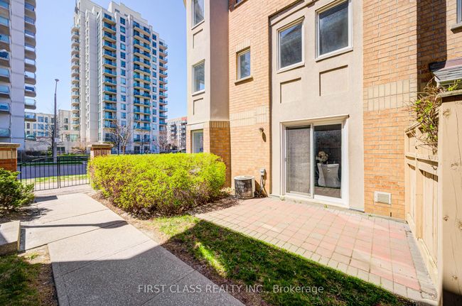 202 - 28 Rosebank Dr, Condo with 3 bedrooms, 3 bathrooms and 2 parking in Scarborough ON | Image 44
