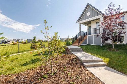 11-71 Lucas St Nw, Calgary, AB, T3P1S3 | Card Image