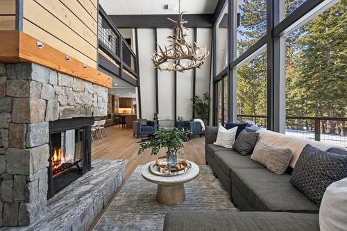 3060 Highlands Dr, Tahoe City, CA, 96145-2054 | Card Image