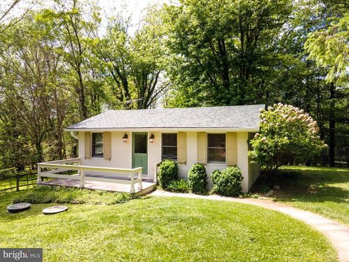 3018 Rectortown Rd, MARSHALL, VA, 20115-3556 | Card Image