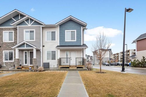 1171 Channelside Drive Sw, Home with 3 bedrooms, 3 bathrooms and 2 parking in Airdrie AB | Card Image