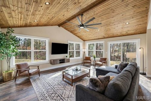 13556 Rustic Valley Dr, Wright City, MO, 63390-5794 | Card Image