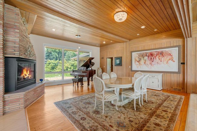 4 W Shore Rd, House other with 3 bedrooms, 4 bathrooms and null parking in NORTH OAKS MN | Image 9