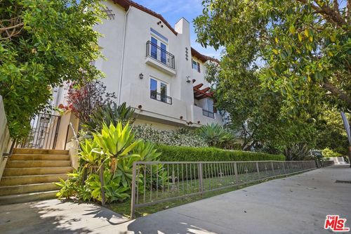 102-4541 Colfax Ave, North Hollywood, CA, 91602-1909 | Card Image