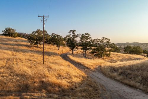 1 Jewels Vista Ct, Coarsegold, CA, 93614 | Card Image