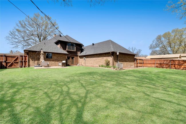 1005 42 Nd St Se, House other with 3 bedrooms, 4 bathrooms and null parking in Paris TX | Image 22