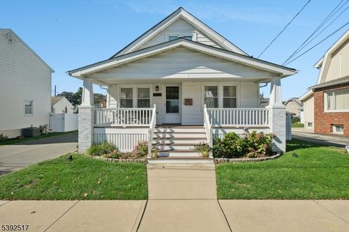 109 Washington Pl, Totowa, NJ, 07512-2540 | Card Image