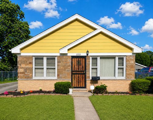 1333 Burnham Ave, Calumet City, IL, 60409-5937 | Card Image