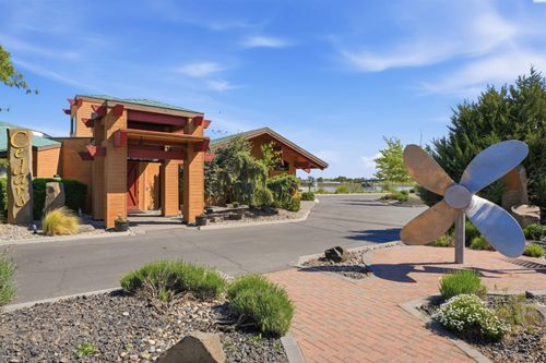 355 Clover Island Dr, Kennewick, WA, 99336-3678 | Card Image
