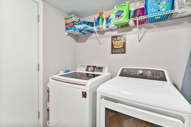 5791 W Commonview Dr, House other with 5 bedrooms, 3 bathrooms and null parking in Mccordsville IN | Image 18